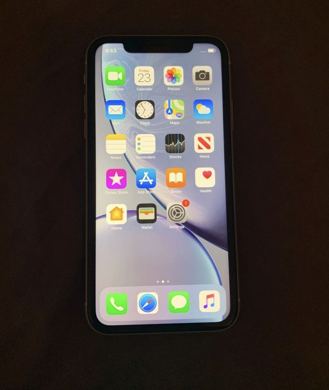 iPhone xr 64gb White (Sprint/Boost ONLY)