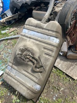 El Camino gas tank