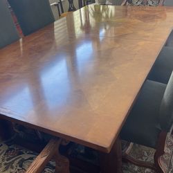 Dinning Table
