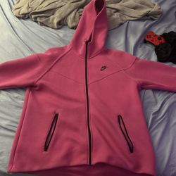 womens nike tech fleece 