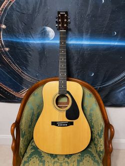 Yamaha FD01S Acoustic Guitar – Beautiful Wood Finish & Great Condition