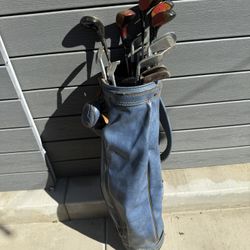 Spalding Golf Club Set with Golf Bag – $50