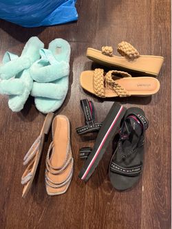 Women shoe size 10/11