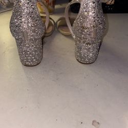 david’s bridal heels 7 1/2 woman’s 