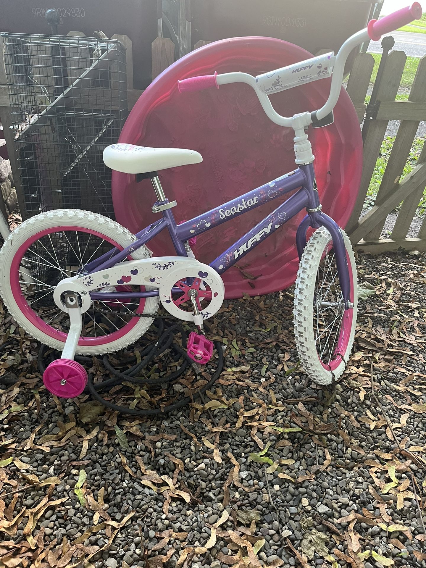 Girls bike