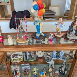 Clown Figurines Set Of 24