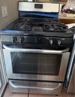 Frigidaire 30" Freestanding Gas Range