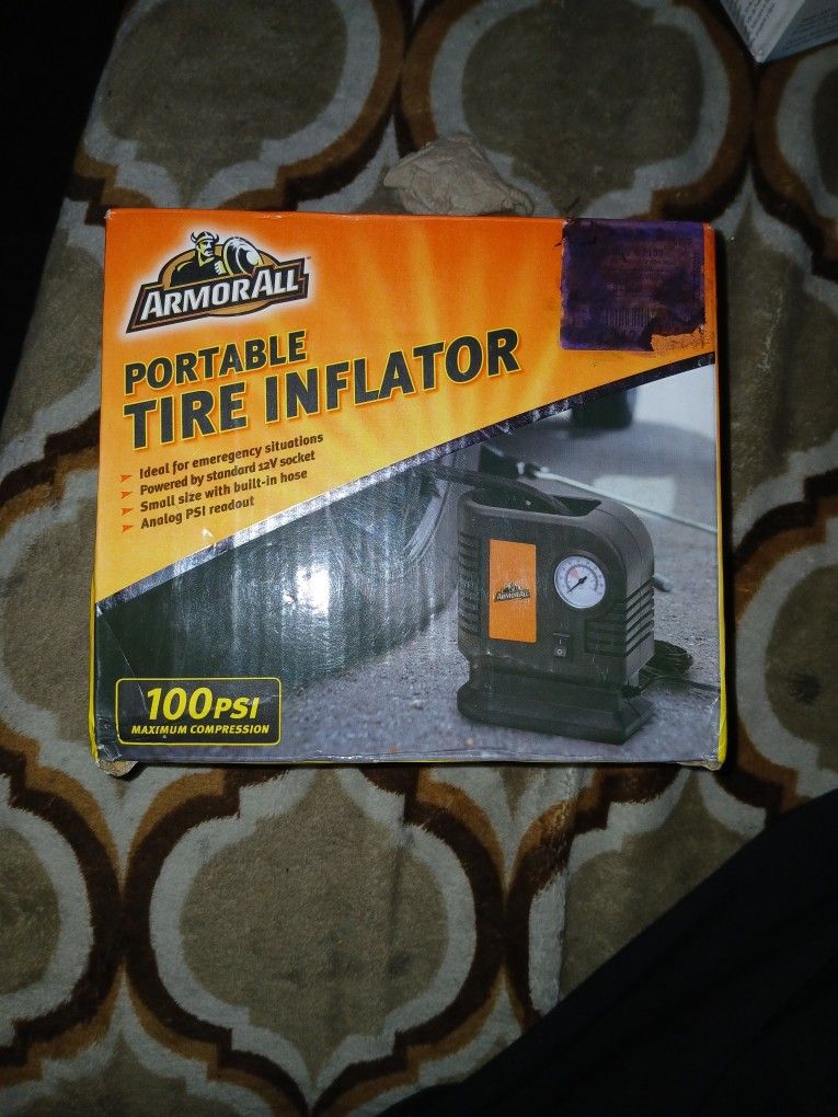 ArmorAll Portable Tire Inflator 100psi