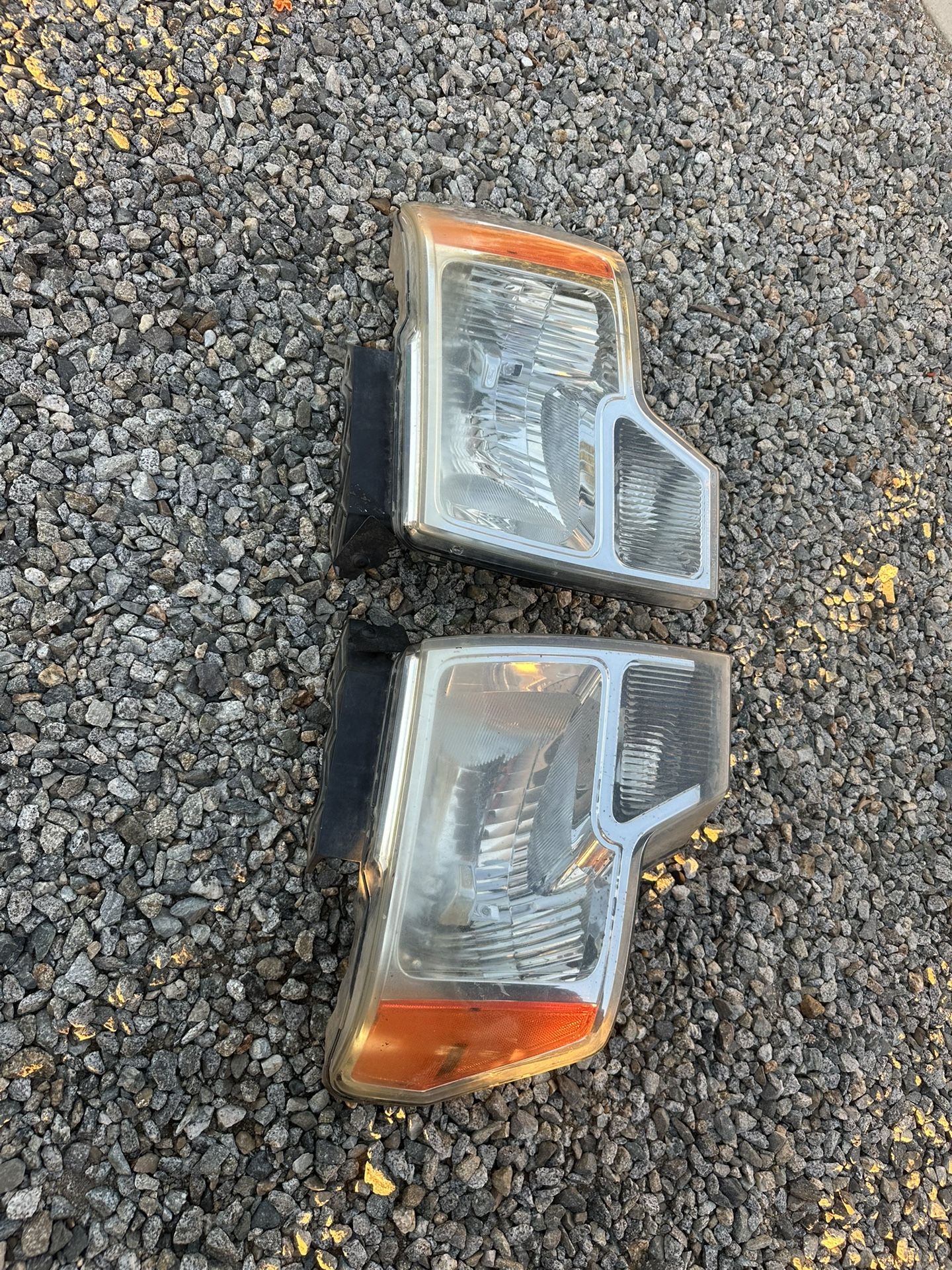 2011+ Ford F150 Headlights