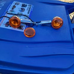 Harley Headlight And 2 Turn Signals