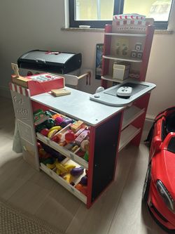 Kids Wooden Market