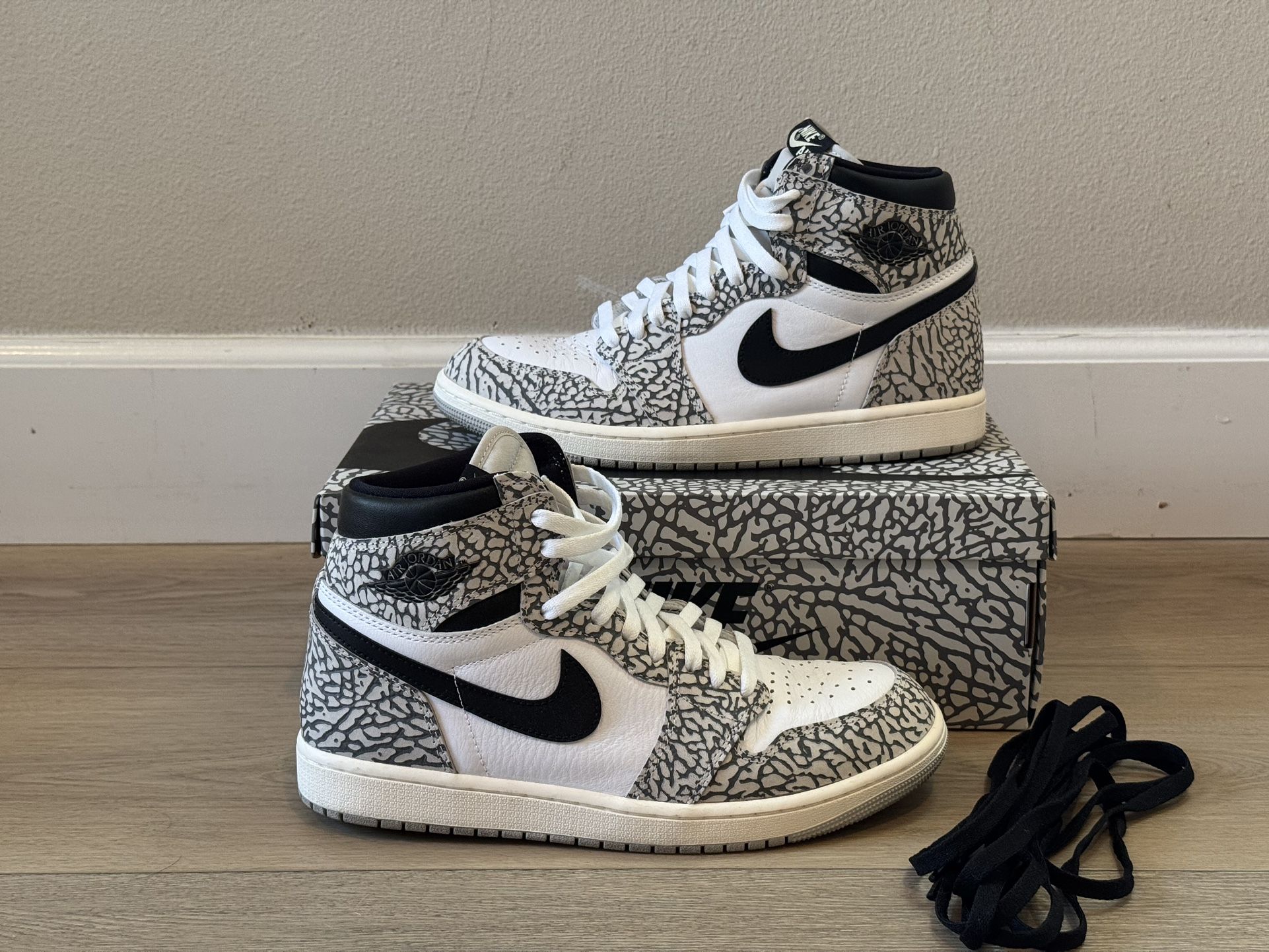Jordan 1 White Cement Sz 9.5
