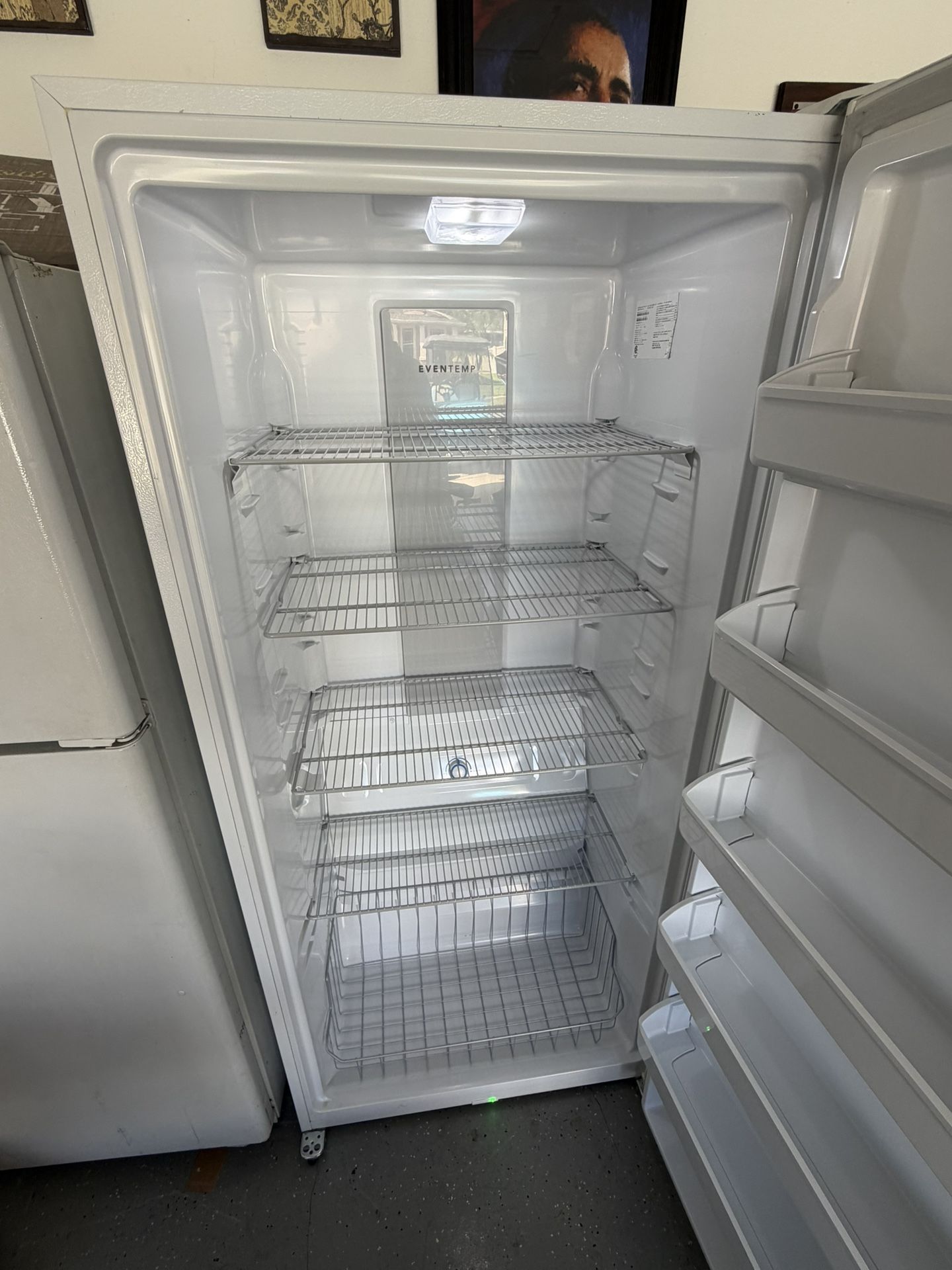 Frigidaire Stand Up Freezer
