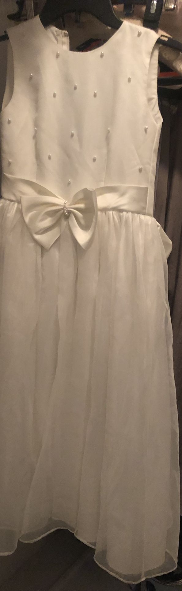 Beautiful  Girls White Ivory Dress Gown Flower Girl Dress Size 8-12? No Size Tag 