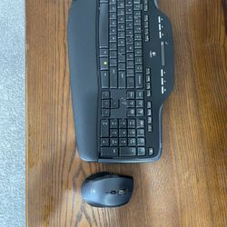 Logitech Wireless keyboard & Mouse