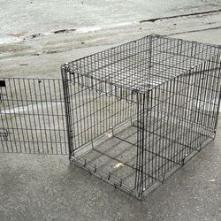 Dog Kennel/crate - 36l x 25h x 24w