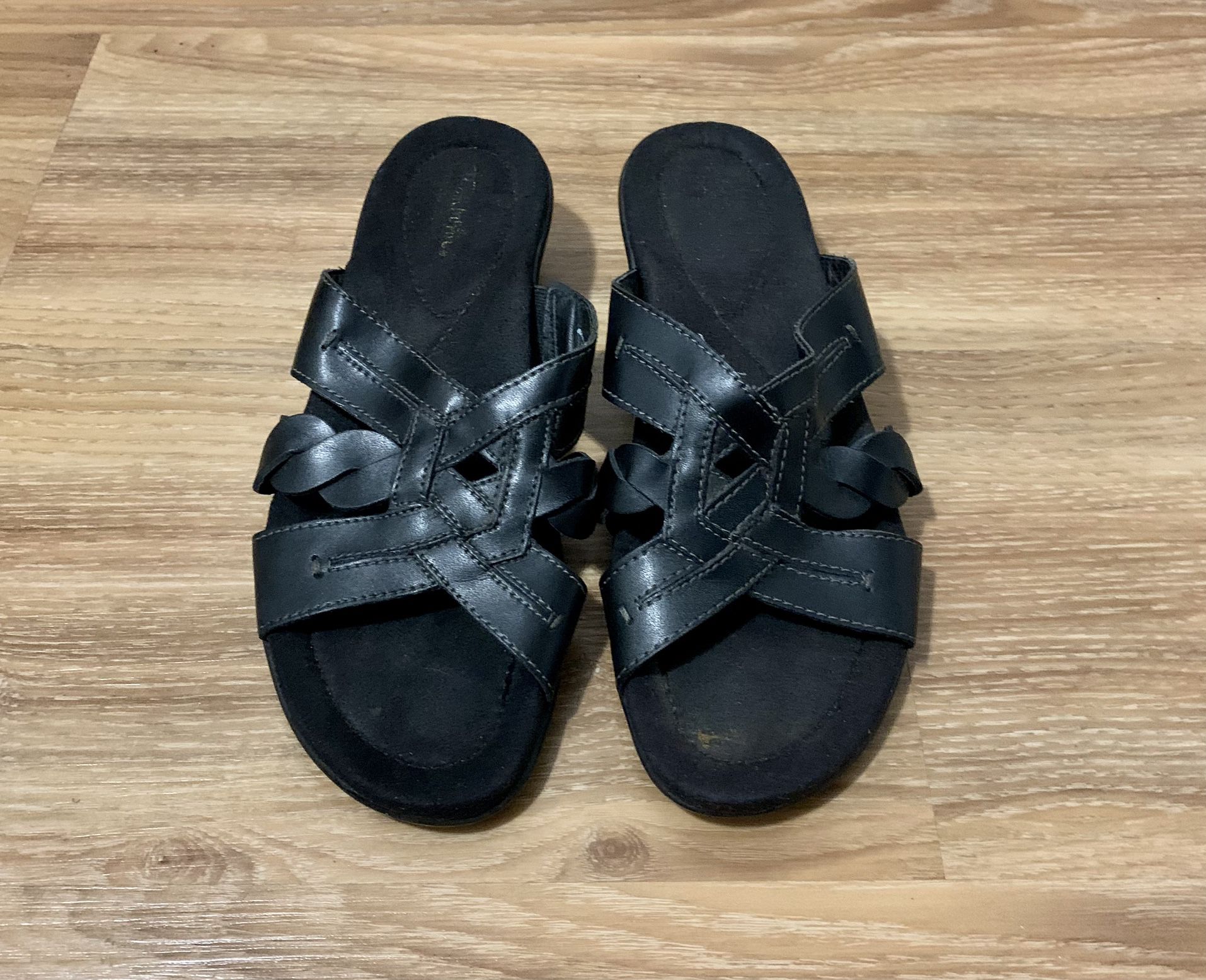 Willa Flats Sandal Size 7.5