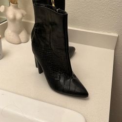 Black Boots