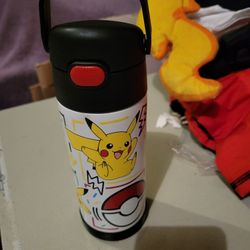 Pokemon Kids Thermos Water Bottle 14oz Pikachu 
NEW