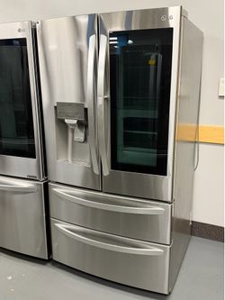 LG InstaView ThinQ French Door Refrigerator