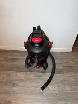 Shop-Vac Wet/Dry Vacuum with Hose