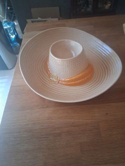 Met Lox California USA Sombrero Chip And Dip Bowl