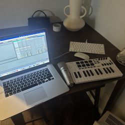2015 MacBook Pro Music Recording Studio Equipment 