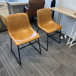 Set Of 2 Leather Chairs 
