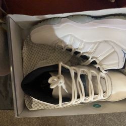 Jordan 11 Legend Blues Rarely Used 