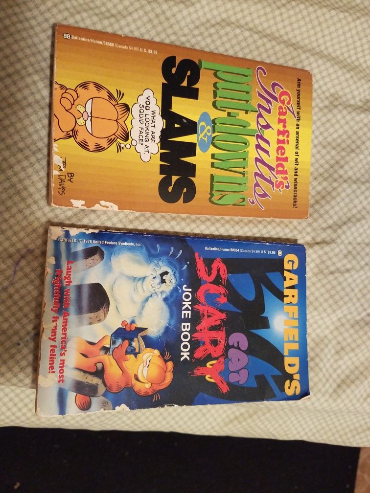 2 Garfield Books "Slams" & "Scary"