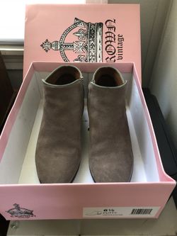 Ankle boots
