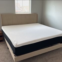 12 Inch King Size Moblly Memory Foam Mattress With Bed frame 