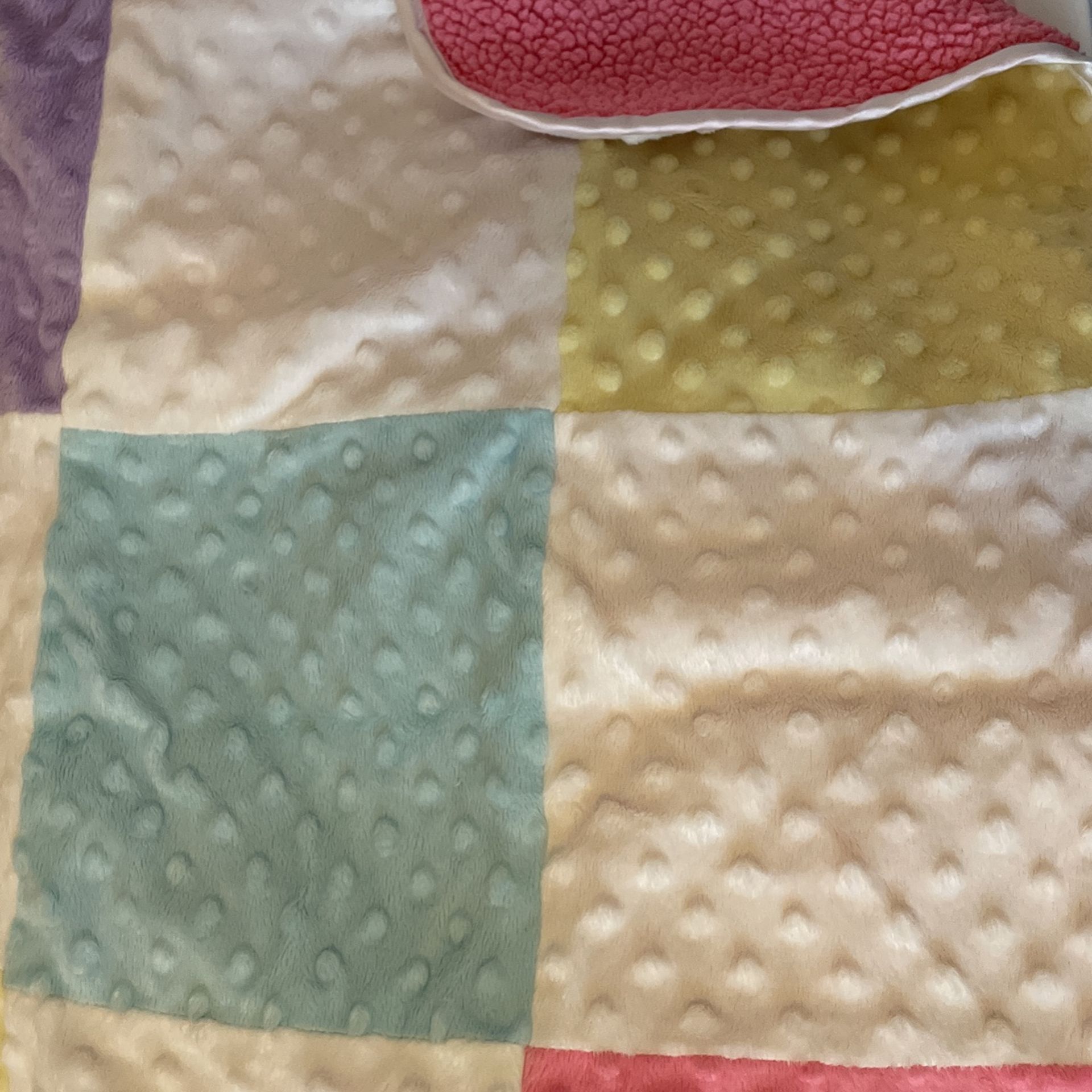 Fitted Crib Sheet & Double Sided Blanket