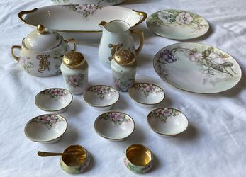 Vintage Limoges France covered oval vegetable serving bowl that has a pink roses design on it. 16 Piece Set Dining 