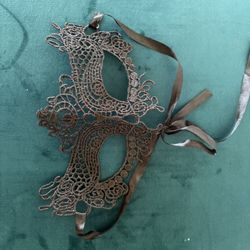 Elegant Black Lace Masquerade Mask