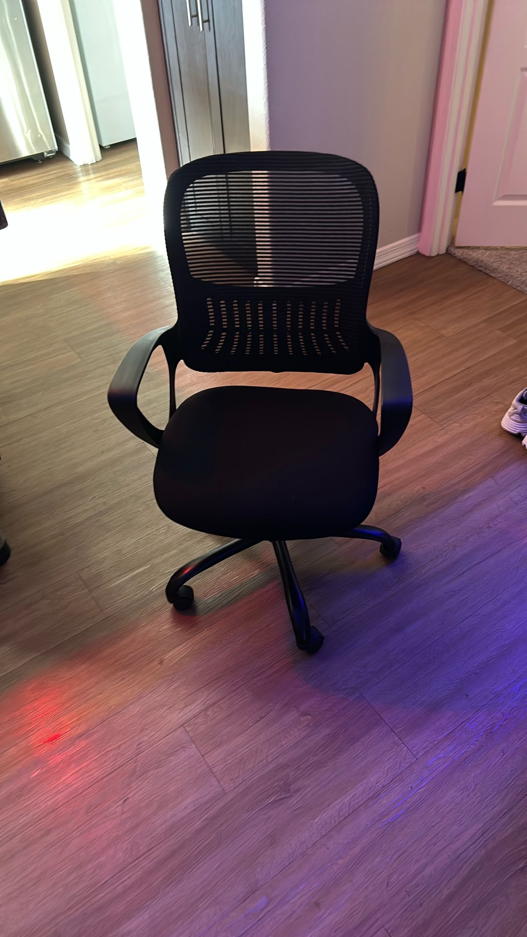 Swivel chair