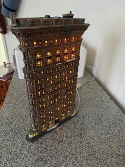 Department 56 Flatiron Building