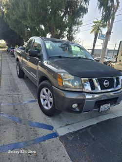 WORK TRUCK ,WORK TRUCK
2011 Nissan titan
NO MECHANIC OR ELECTRIC ISUES
Runs very good
Automatic
Motor V8
scratches here and there ,but is a WORK TRU