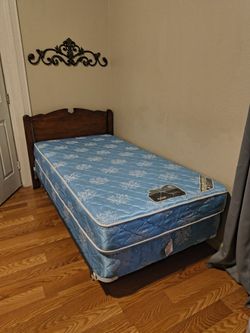 Jerome's Twin Bed/ Complete