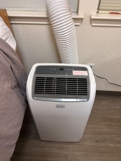 Black + Decker Stand Alone Air conditioning Unit, 3000btus