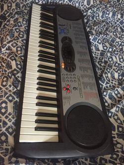 Key lighting electronic piano