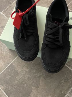 Off white black On Black