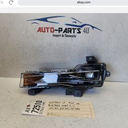 2017 - 2021 - 2022 - 2023 TESLA MODEL 3 / Y LEFT DRIVER LED FOG LIGHT LAMP OEM AX72510