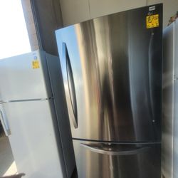 Refrigerator Lg