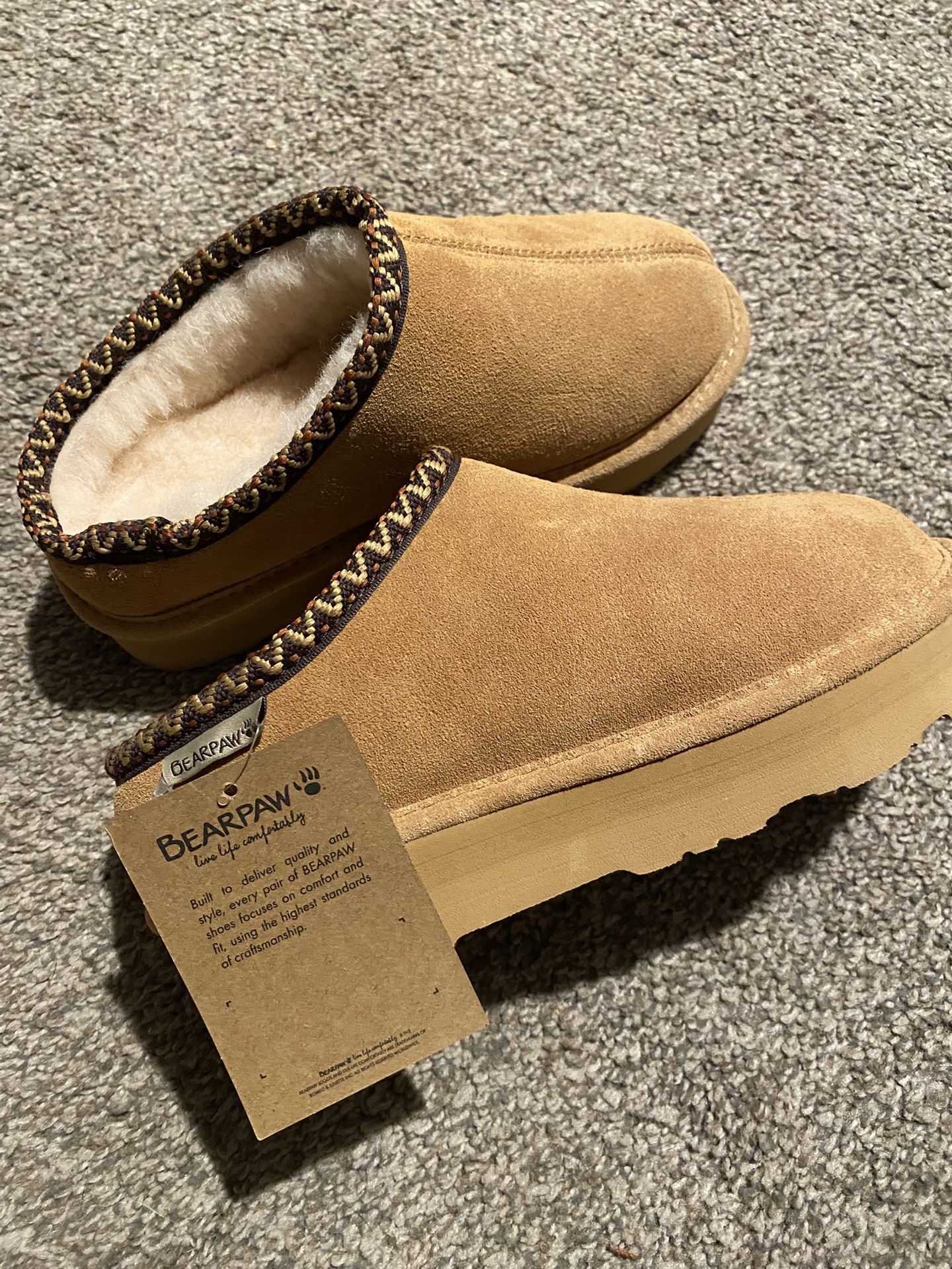 Bearpaw Slippers 