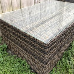 Wicker and glass table - 39.5 x 26 x 16.5 tall