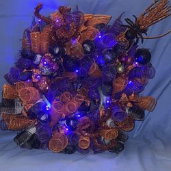 Custom Halloween Wreath 