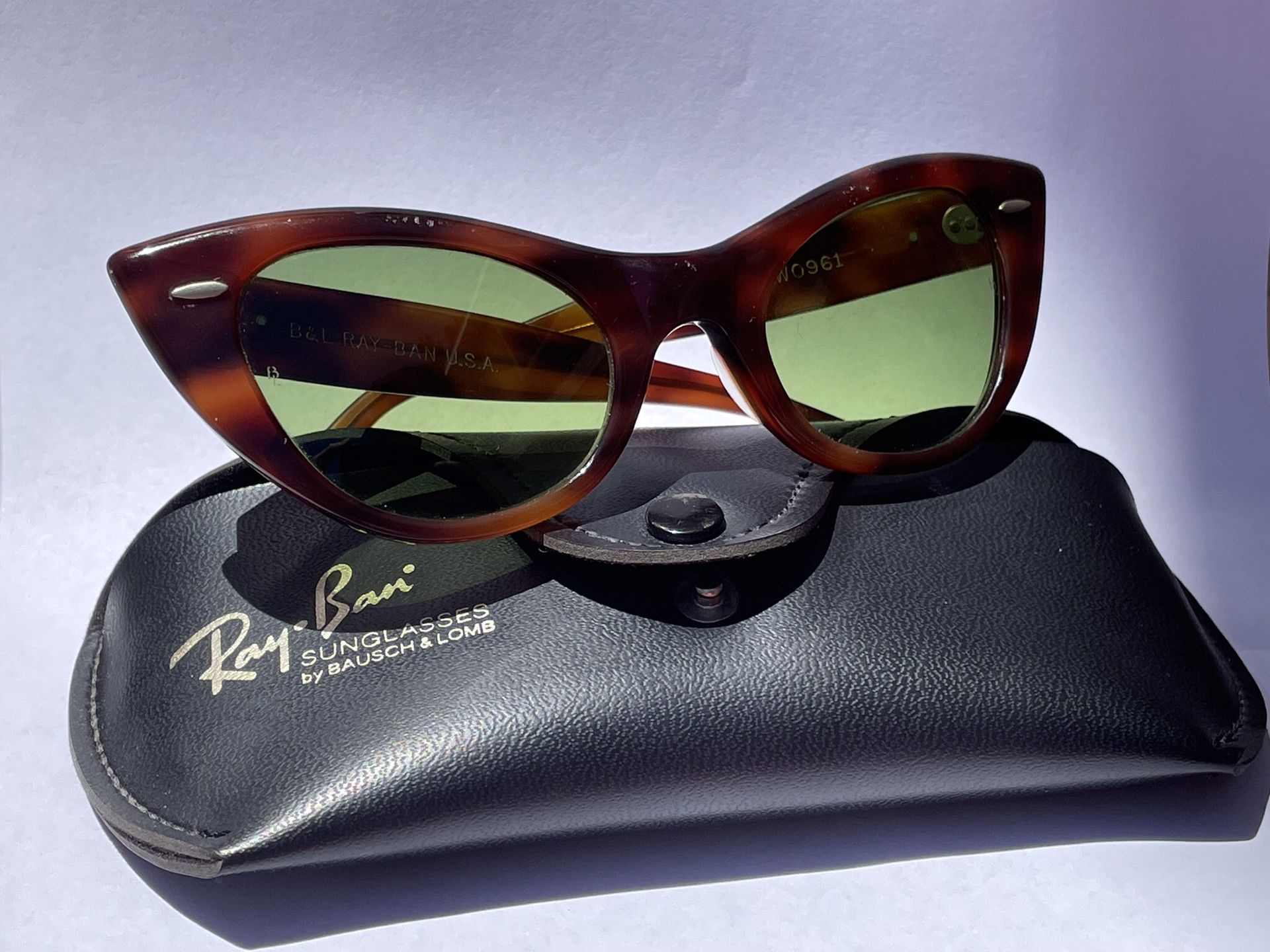 Vintage 50s Ray-Ban Tortoise Sunglasses - Model WO961 B& L RAY-BAN USA