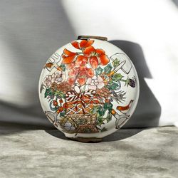 Chinemel B Yee Handpainted Enamel Trinket Box Red Birds  & Gardening