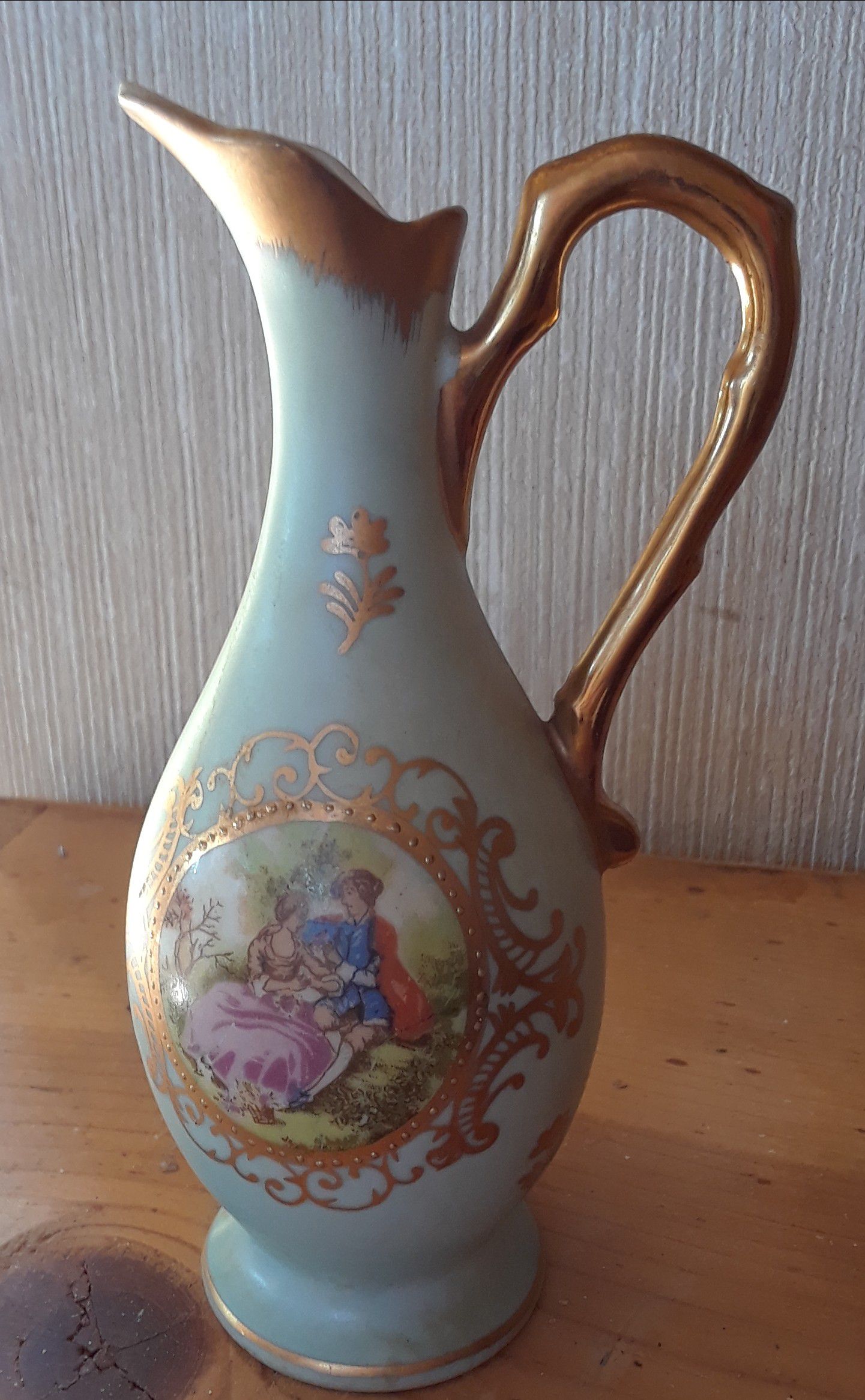 vintage Lefton's China mini vase